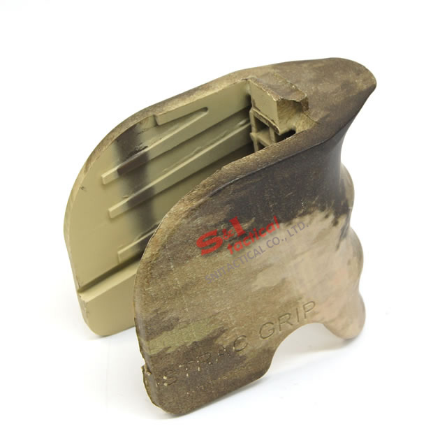 STRAC GRIP for M4 Magazine Well Multicam(A-TACS-SP)